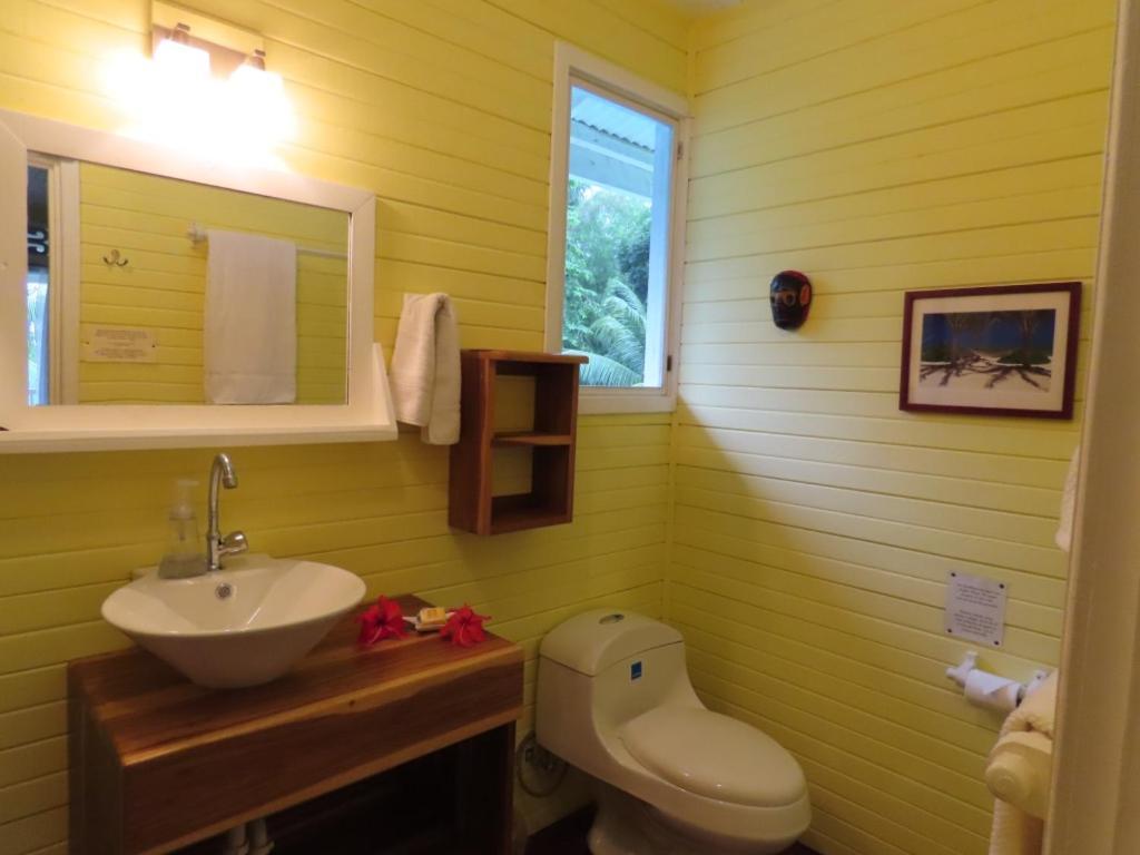 Sand Dollar Beach Bed & Breakfast Bocas Town Dış mekan fotoğraf